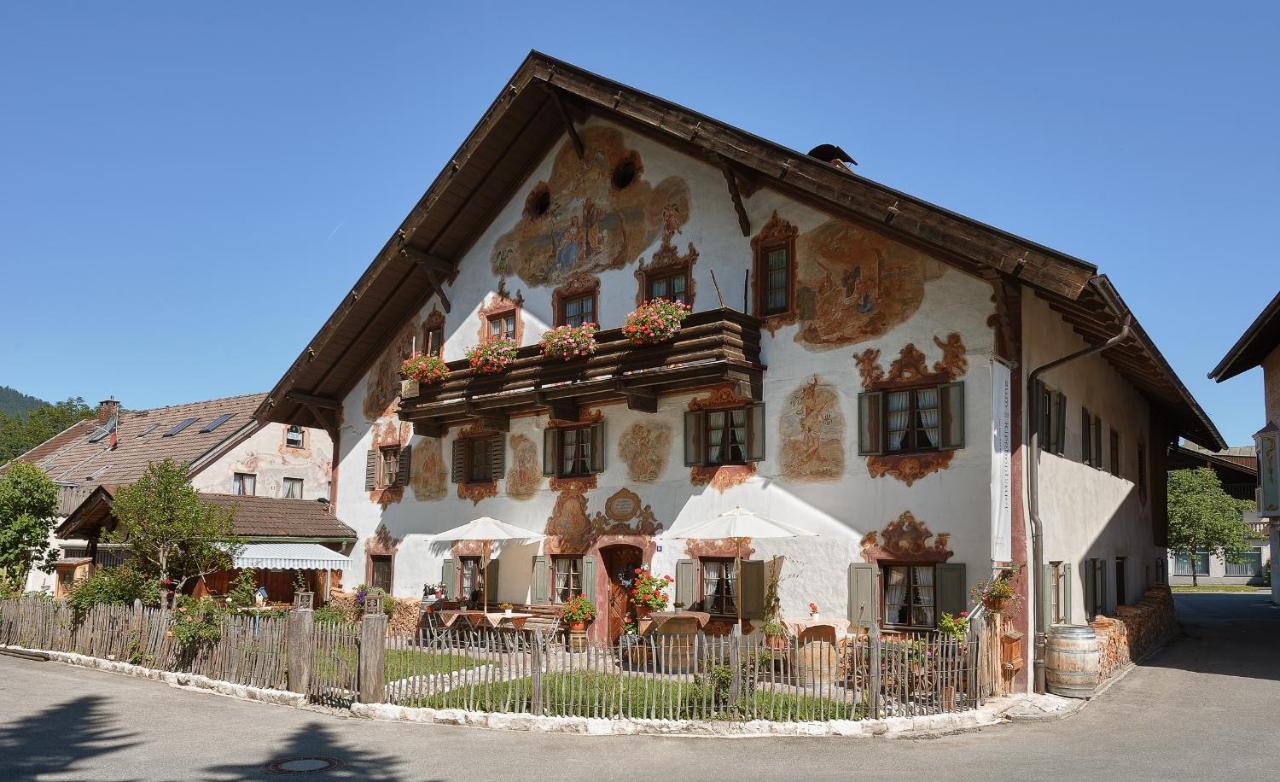 B&B Oberammergau - Zum Kirchenbauer - Bed and Breakfast Oberammergau