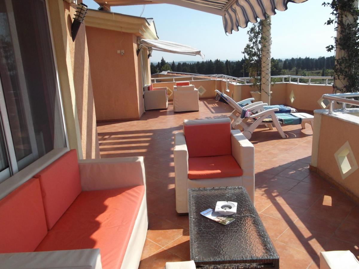 Appartamento Luxury con 2 Camere da Letto, Vasca Idromassaggio e Terrazza 