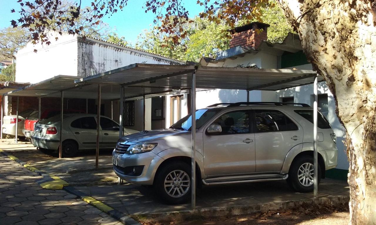 Apartamento Aconchegante e Confortável com ou sem Ar Condicionado - Chambres d’hôtes