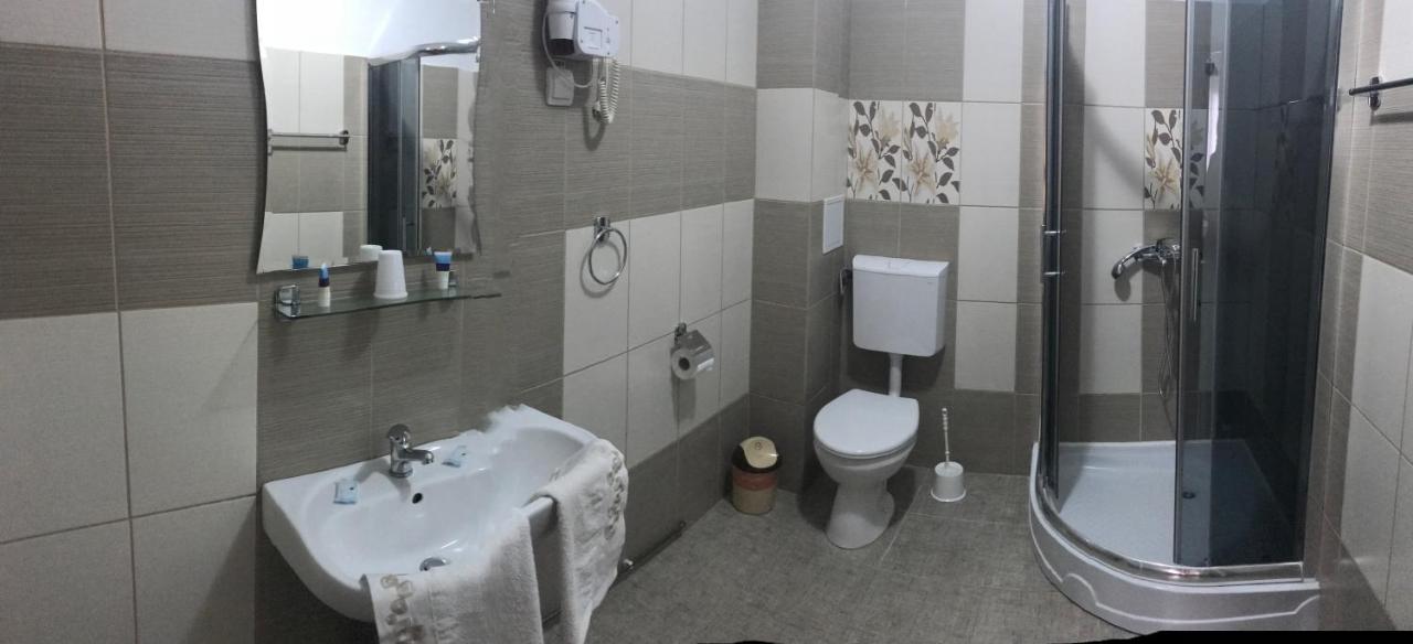 Habitación Triple con balcón