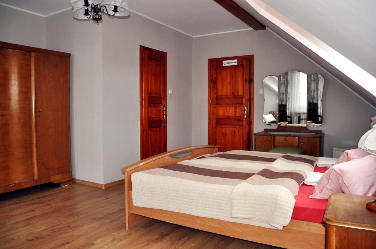 Double or Twin Room with Private Bathroom