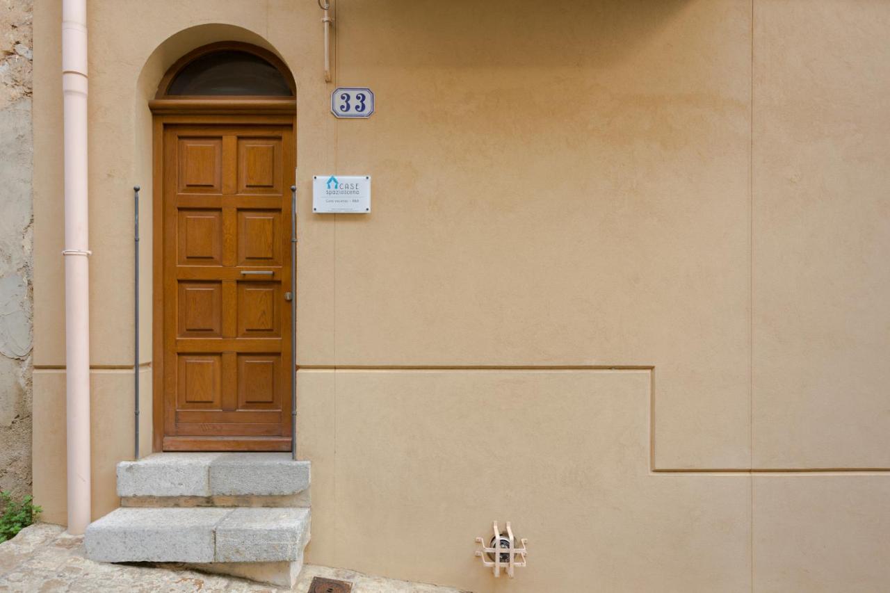 Case Spazioscena - Euterpe - Chambres d’hôtes Castelbuono