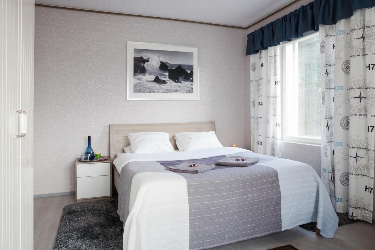 Twin or Double Room with Seaview