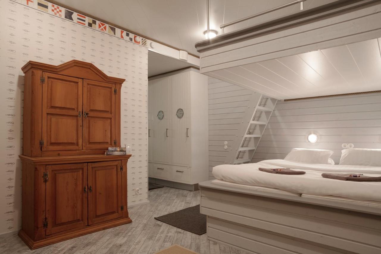 Deluxe Quadruple Room with Seaview