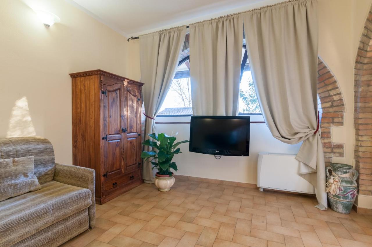 Camera Familiare (2 Adulti + 2 Bambini)
