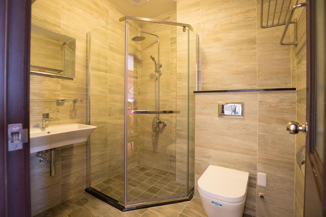 Twin Room with Private Bathroom
