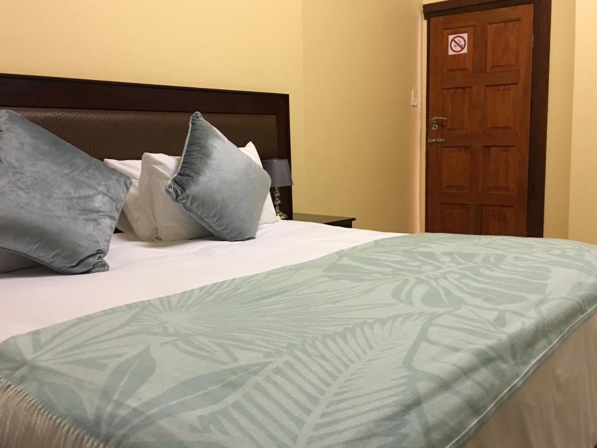 Deluxe Double Room with Shower