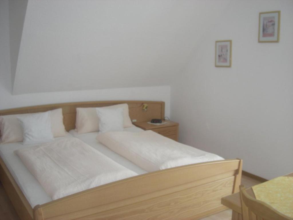 Apartment 3