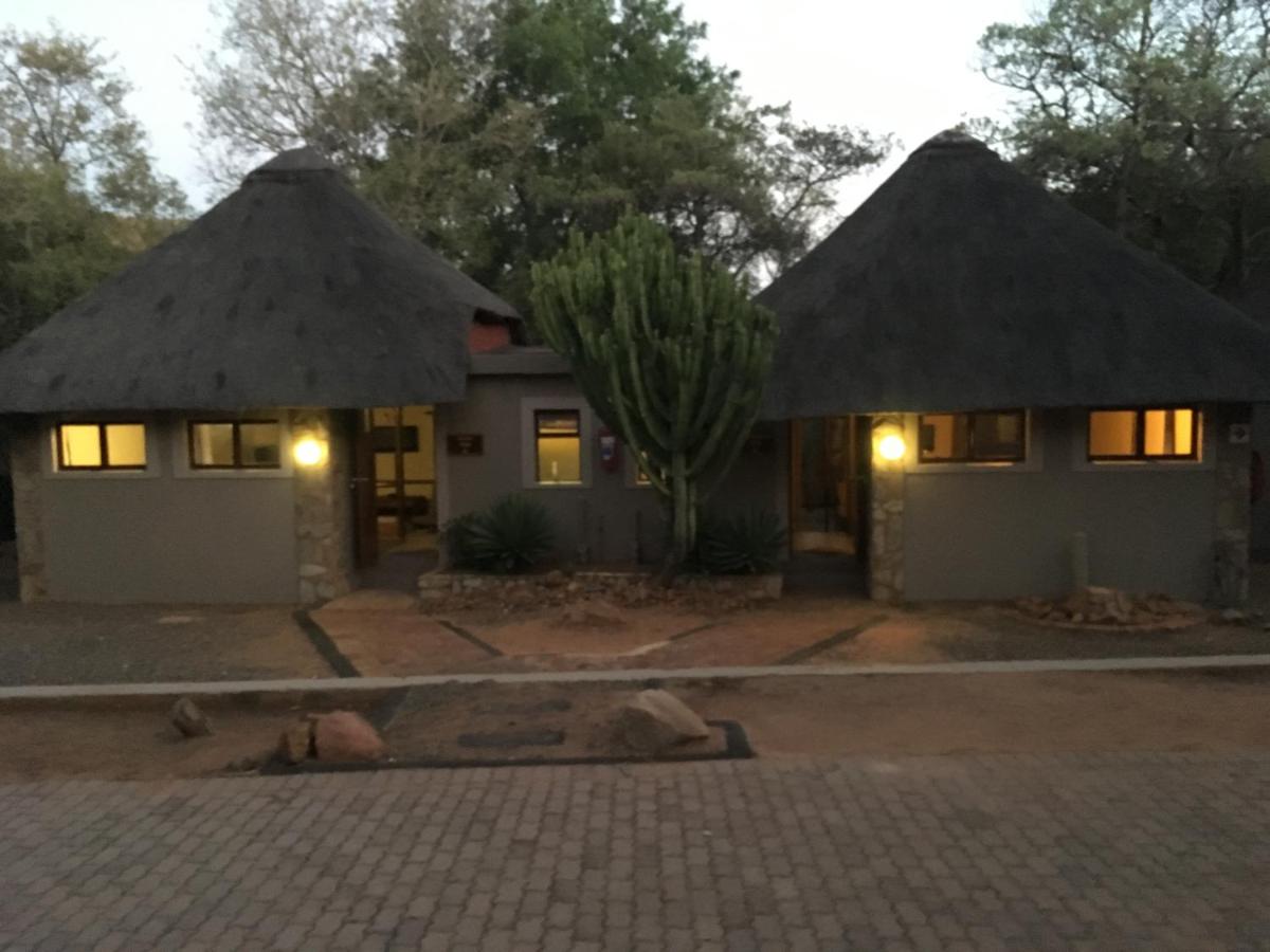 B&B Bela-Bela - Mabalingwe Elephant Lodge - Bed and Breakfast Bela-Bela