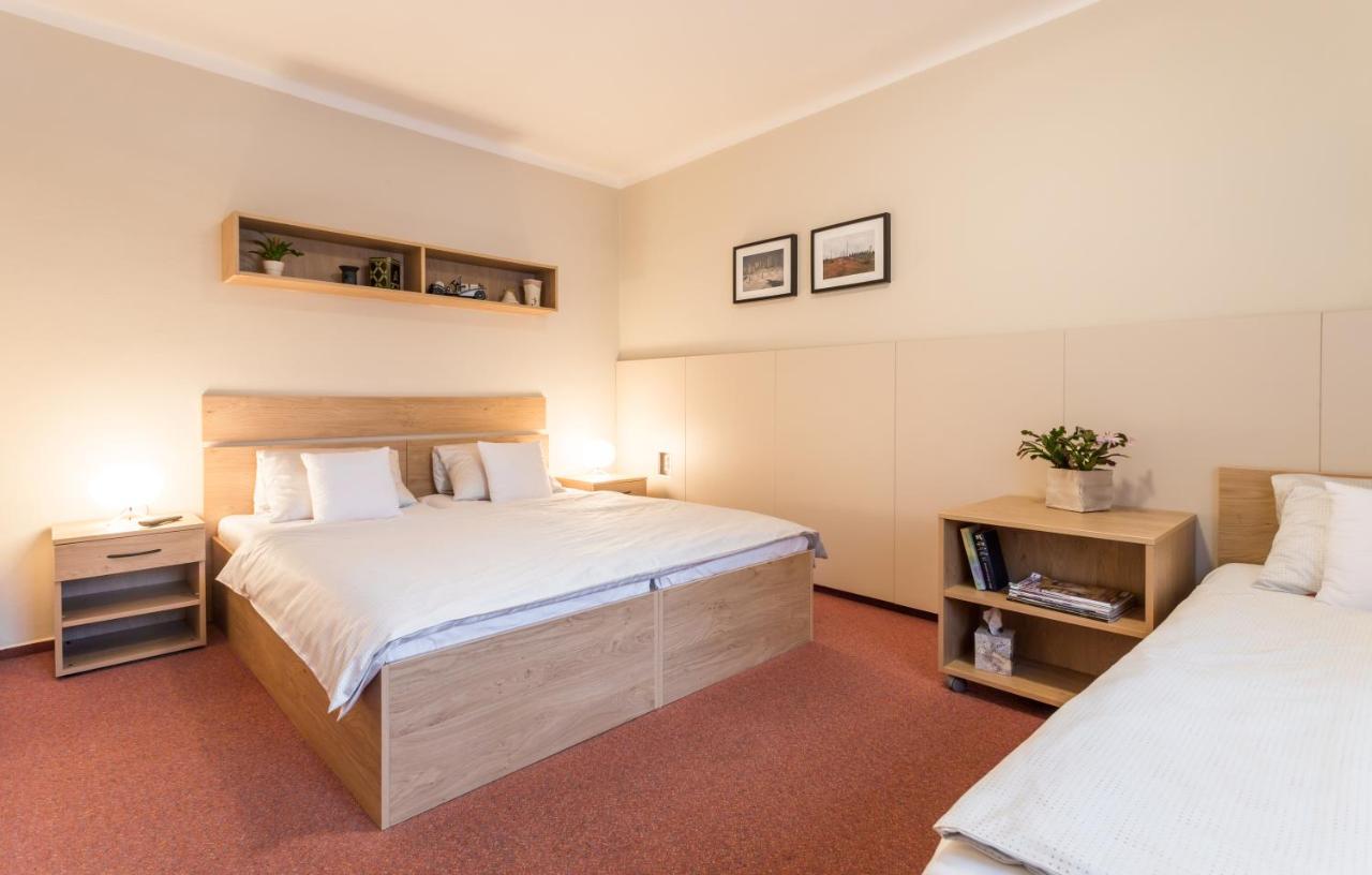 Triple Room with Shared Kitchen