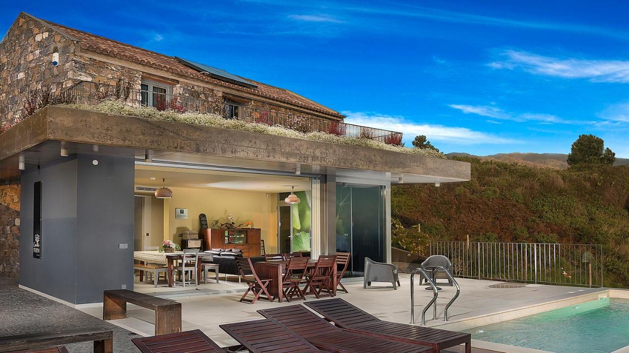 Fig Tree House - B&B Calheta