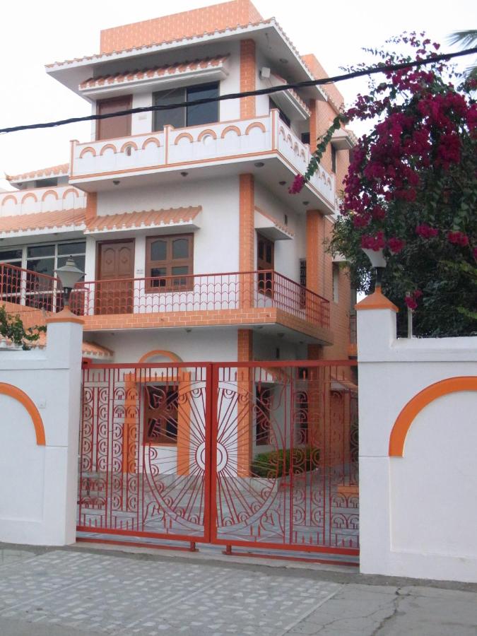 Momotaro House - Ferienwohnung Bodhgaya