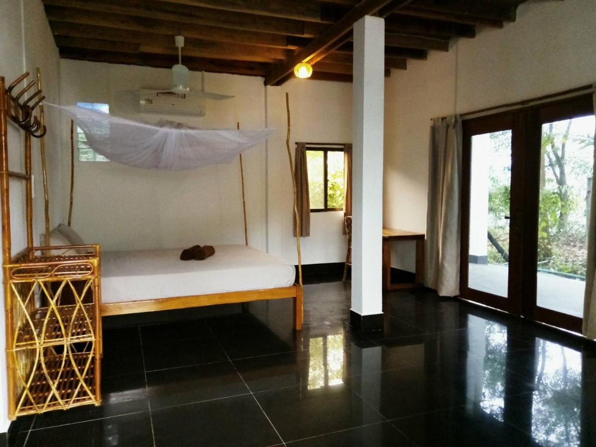 Triple Room with Lake View