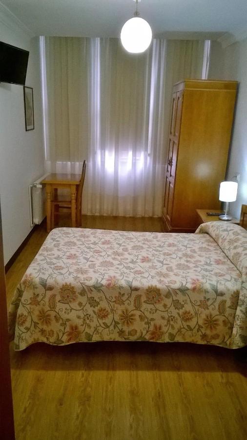 B&B Ferrol - Hostal El Cairo - Bed and Breakfast Ferrol