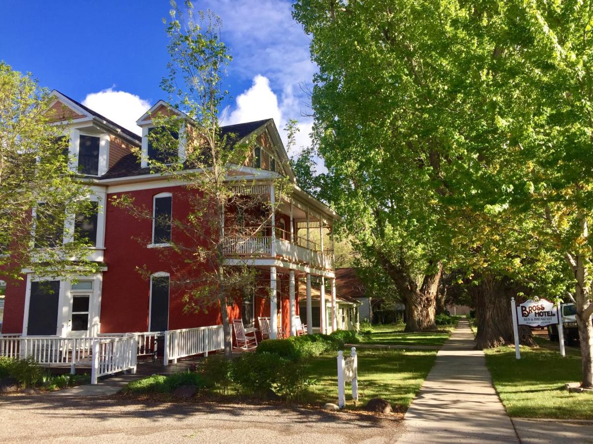 Bross Hotel B & B - B&B
