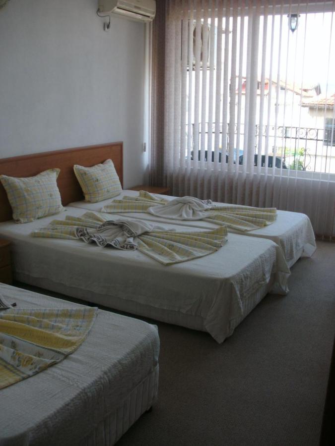 Comfort Triple Room with Shower