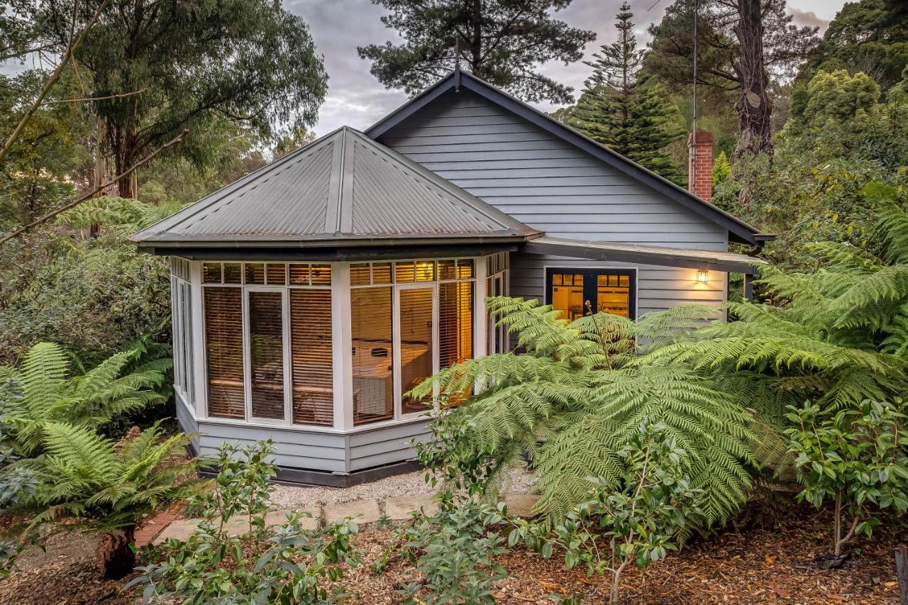 Garden Cottage - Mt Dandenong Luxury for Couples - B&B