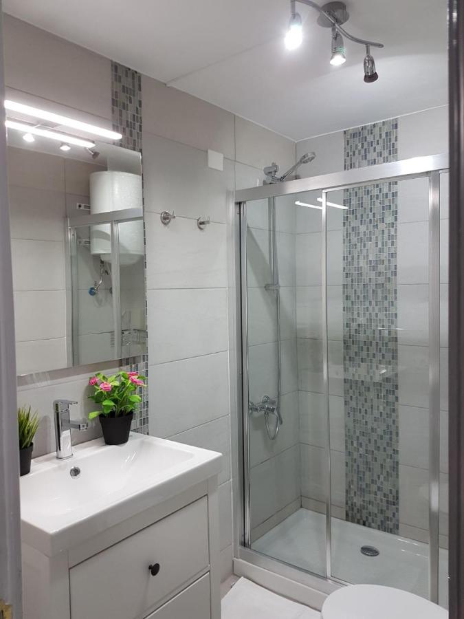 Piso Puerto Naos a 1 Minuto de la Playa - B&B