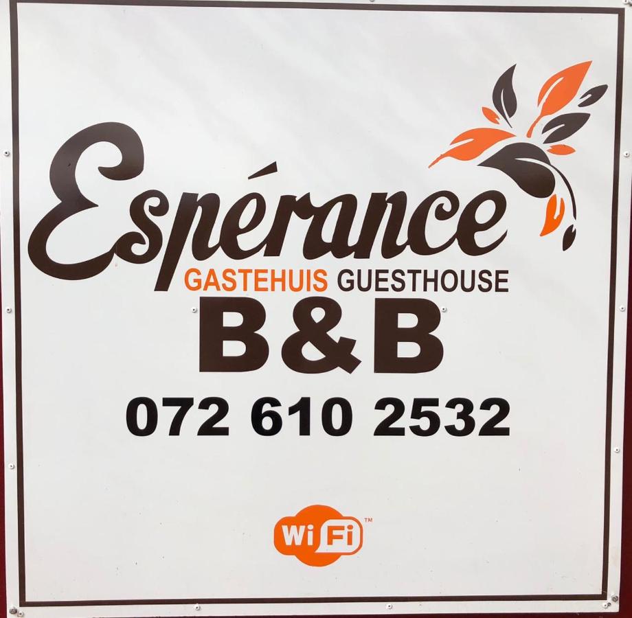 B&B Upington - Esperance Guesthouse - Bed and Breakfast Upington