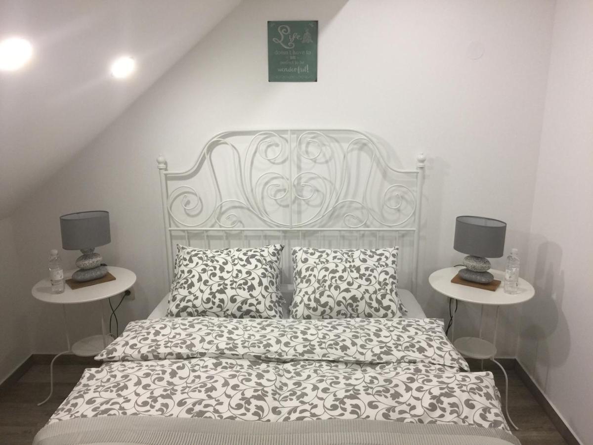 Family One-Bedroom Apartment with Balcony