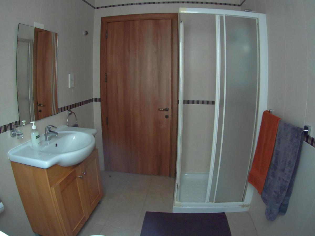 Twin Room with Private Bathroom