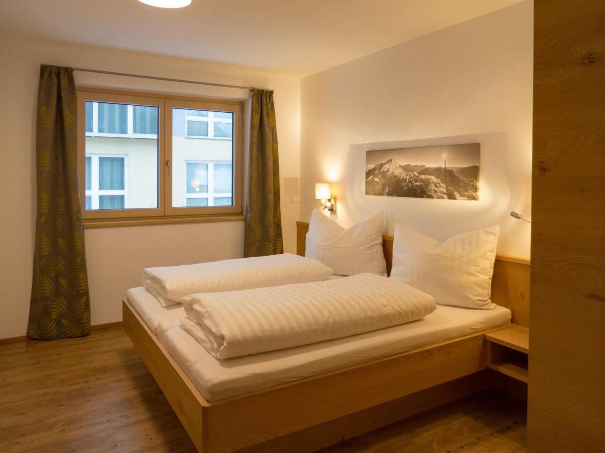 Apartment mit Balkon