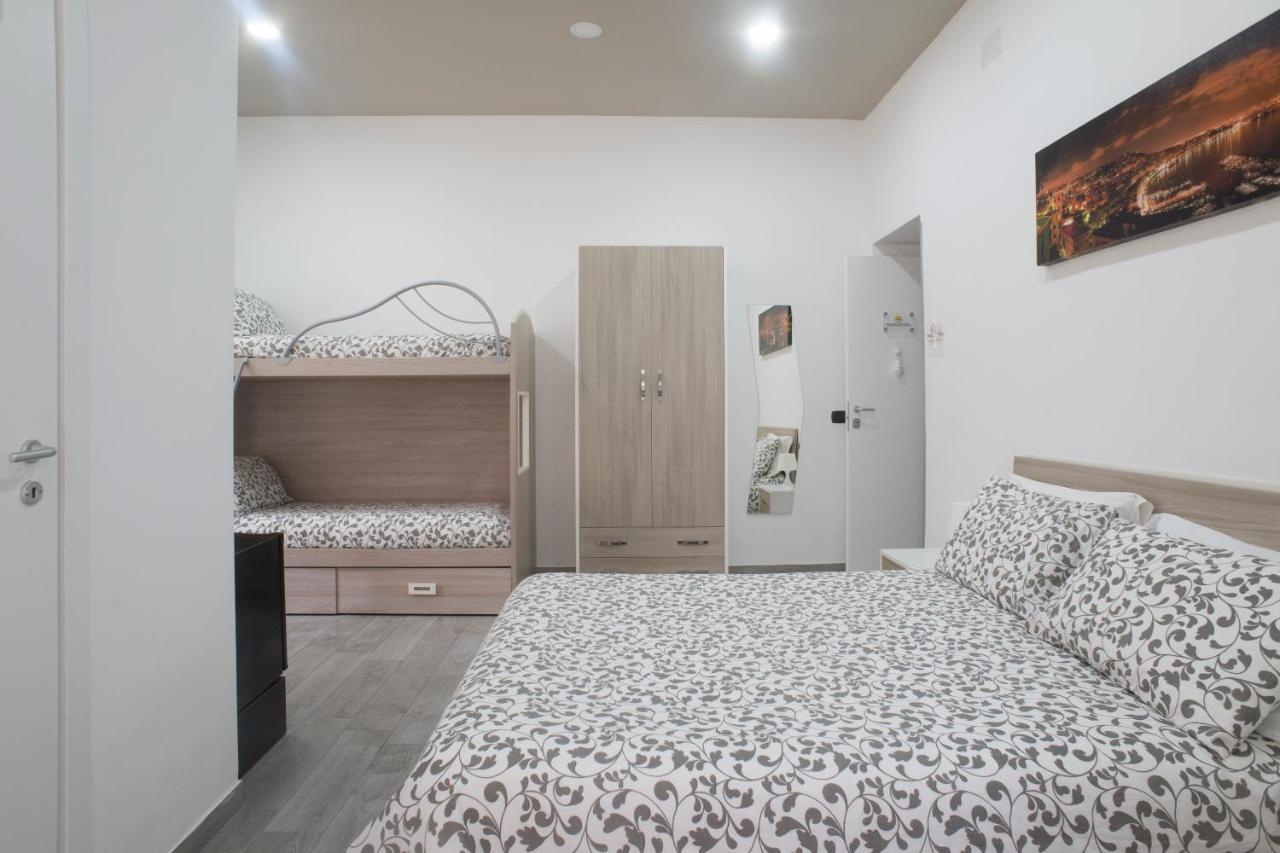 Vierbettzimmer mit eigenem Bad