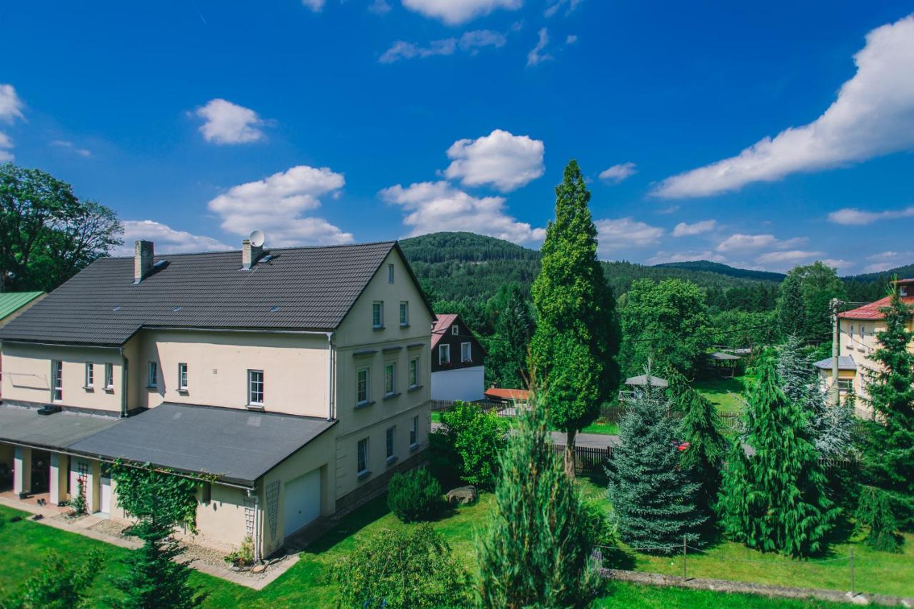 B&B Kytlice - Lusatia House - Bed and Breakfast Kytlice