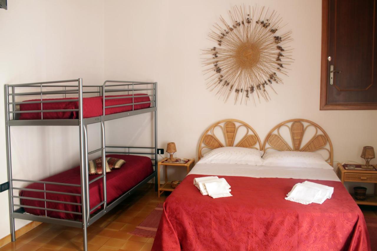 Quadruple Room with Private Bathroom