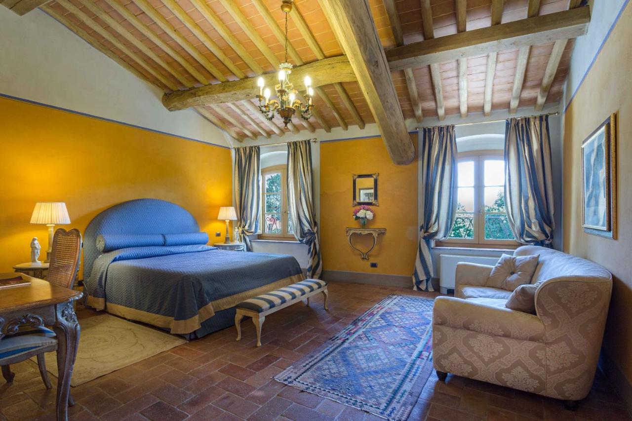 Junior Suite with Pool View