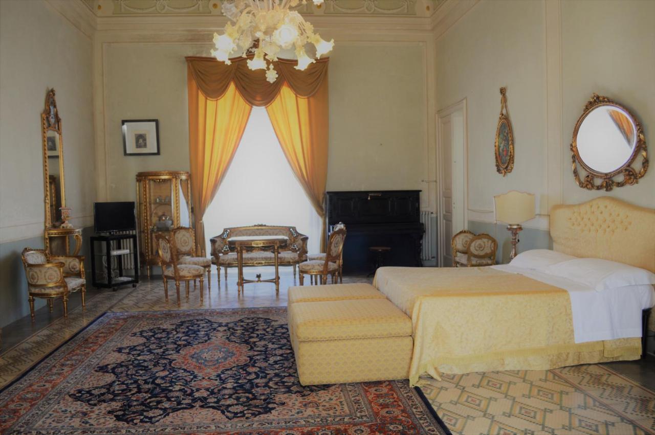 Palazzo Vecchio - B&B Marittima