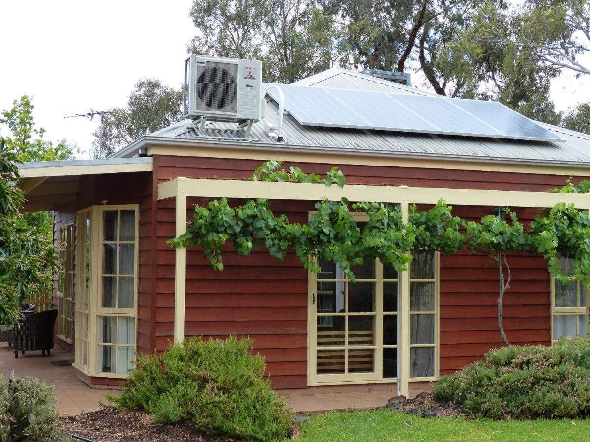 B&B Mildura - Glenbar cottage Yelta - Bed and Breakfast Mildura