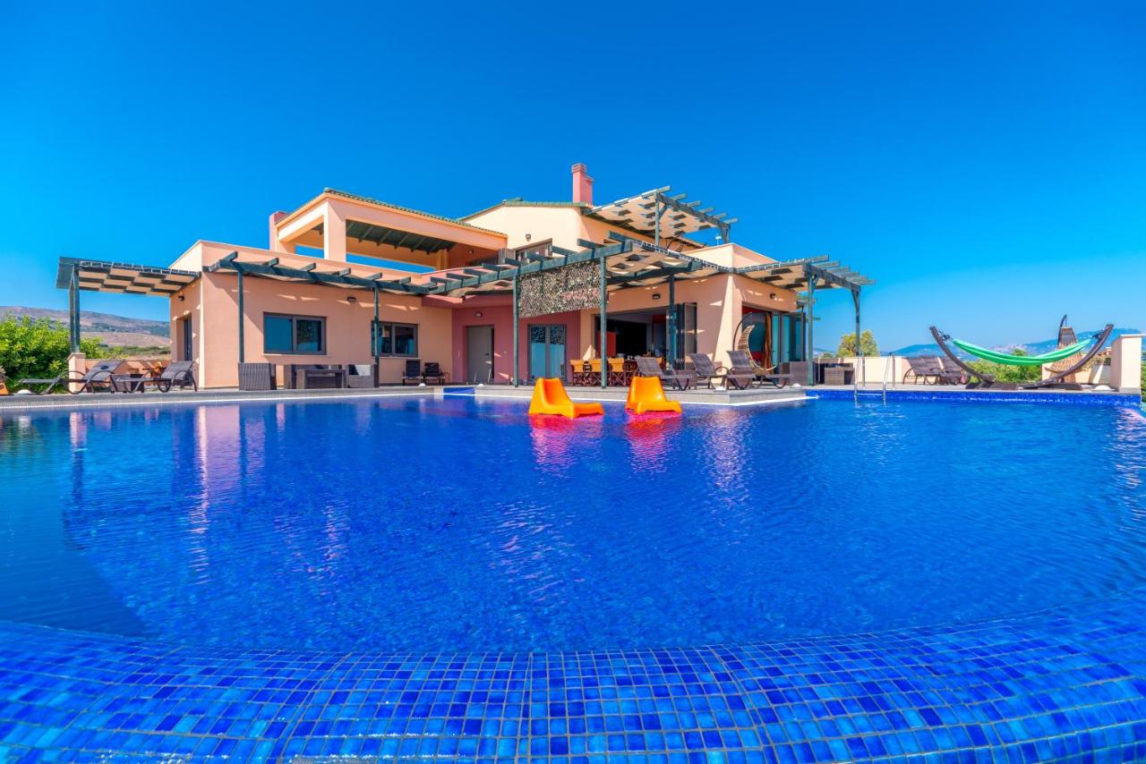 Skinos Ilivatos Eco Villa & Estate - Chambres d’hôtes