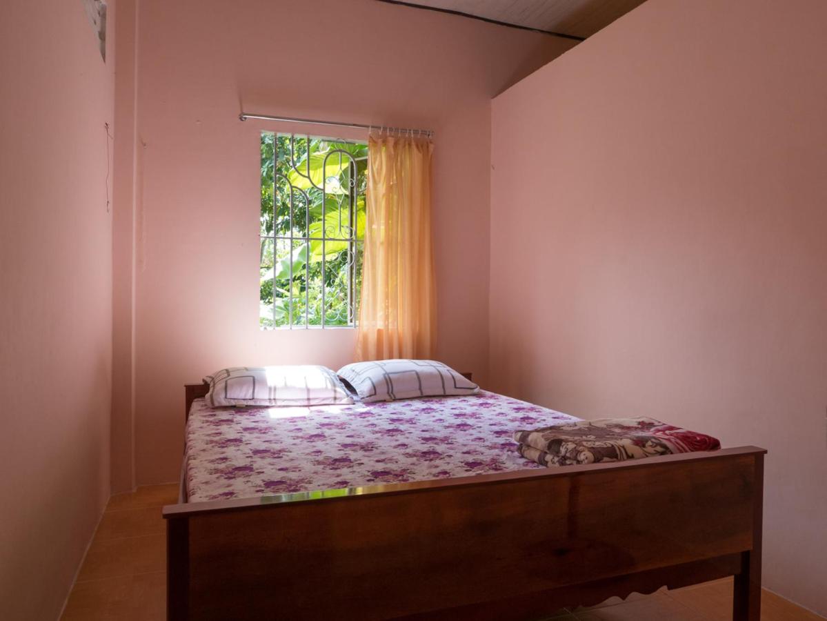 Happy Homestay - Bed and Breakfast