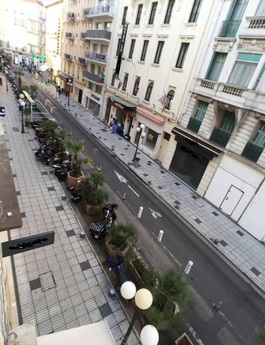 Nicelidays - Le Suede - Carré d'or - 2min from beaches - B&B Nizza