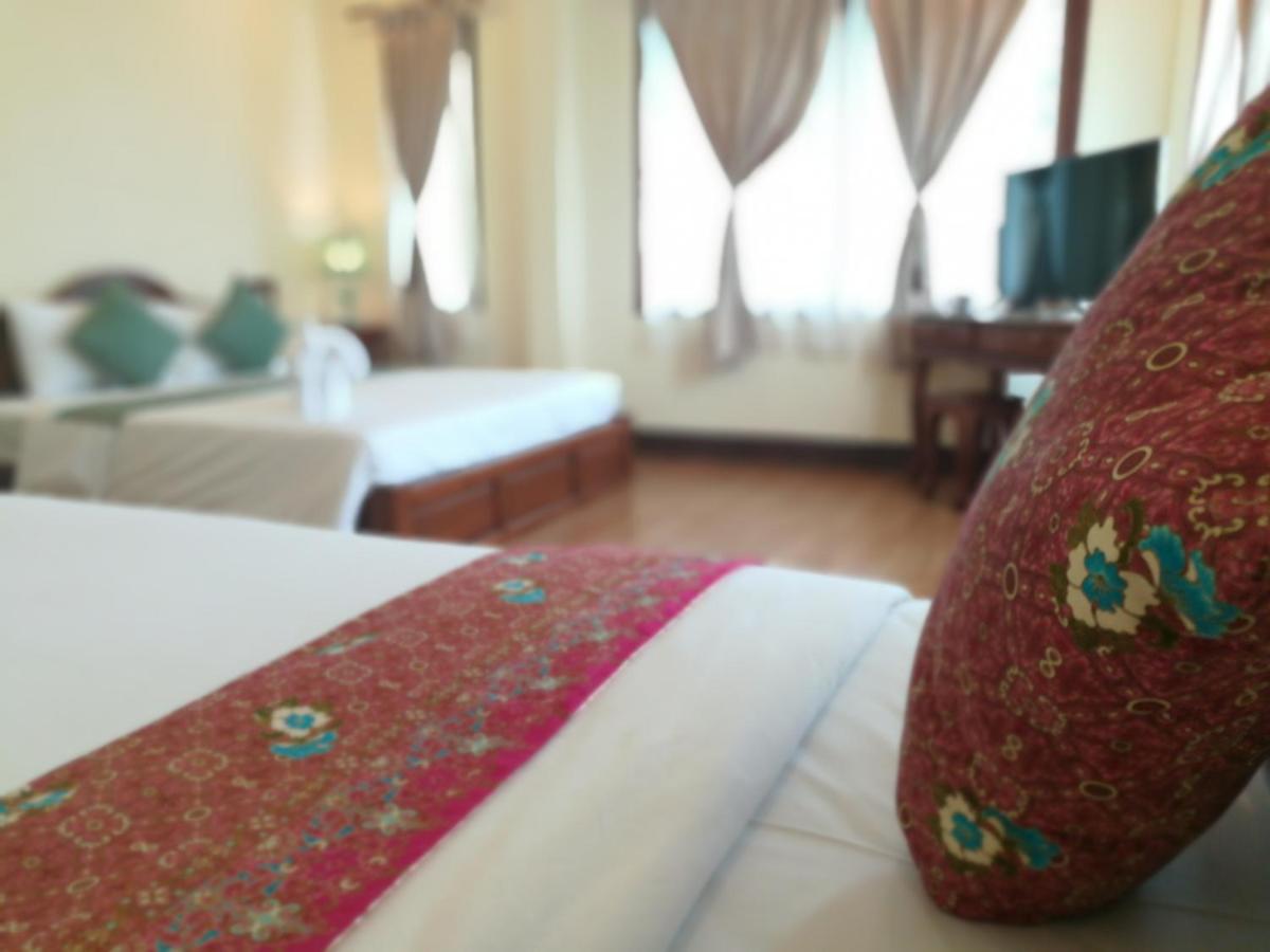 Luxury Triple Room