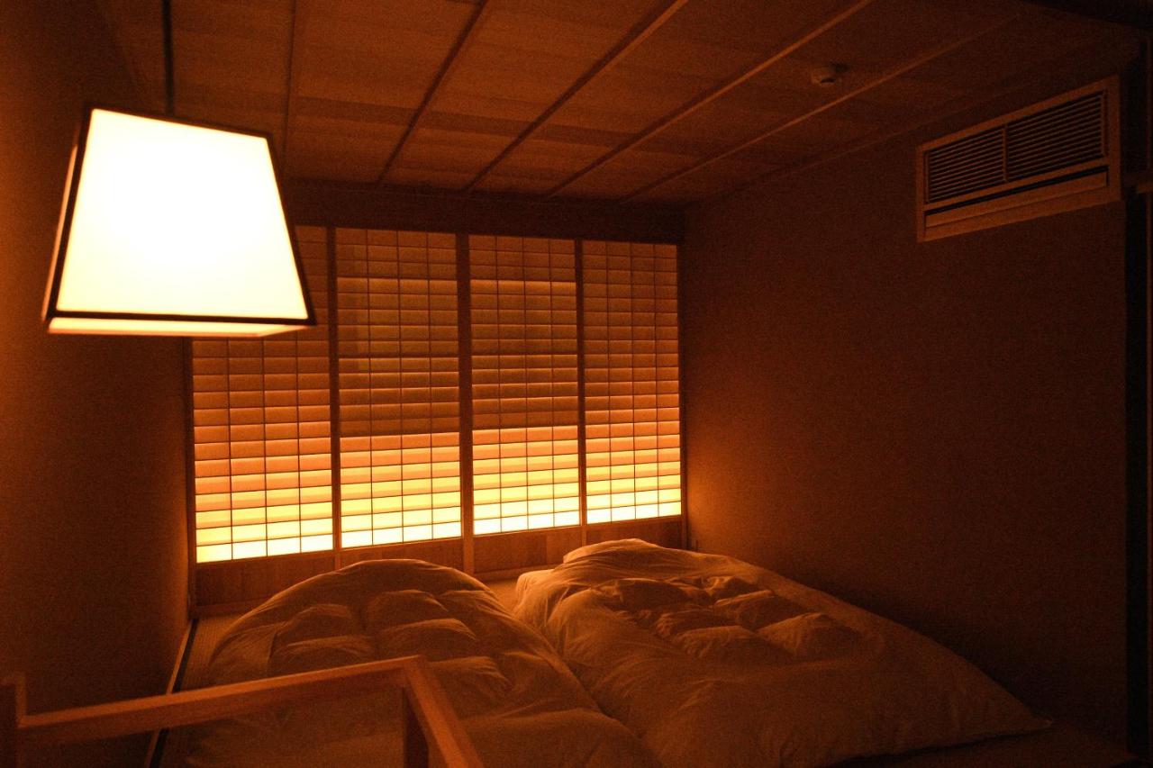 Twin Room with Shower