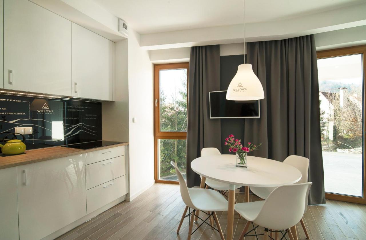 Apartamento con balcón