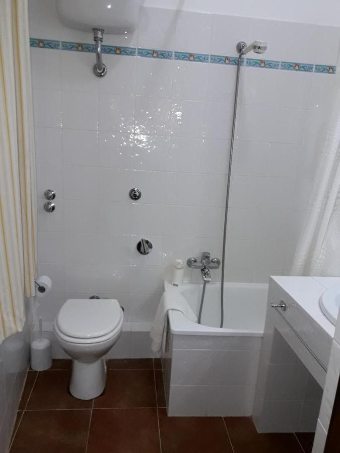 Dreibettzimmer mit eigenem Bad