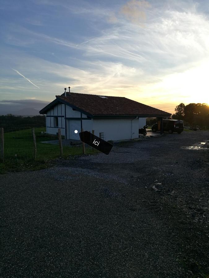 PURA VIDA # meublé plein de charme océan montagne - B&B