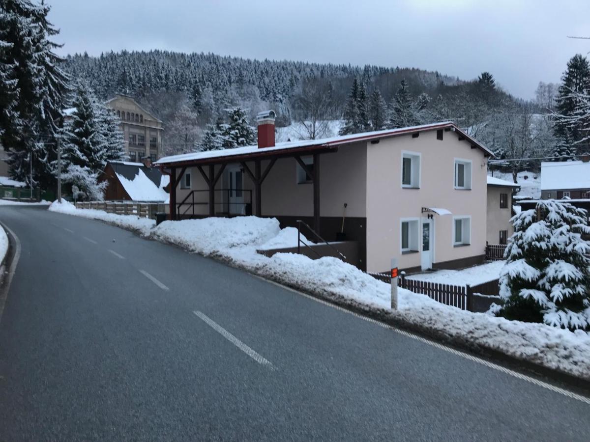 B&B Schwarzenthal - Apartmány Viktorka - Bed and Breakfast Schwarzenthal