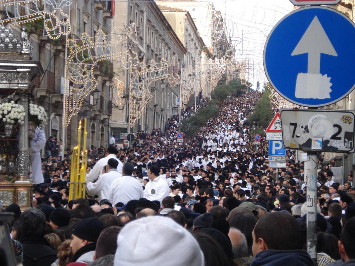 Quattro Canti Suites - Bed and Breakfast Catania