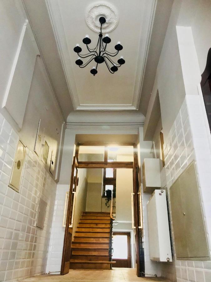 Studio z ogrodem przy Starej Zajezdni - B&B Krakow