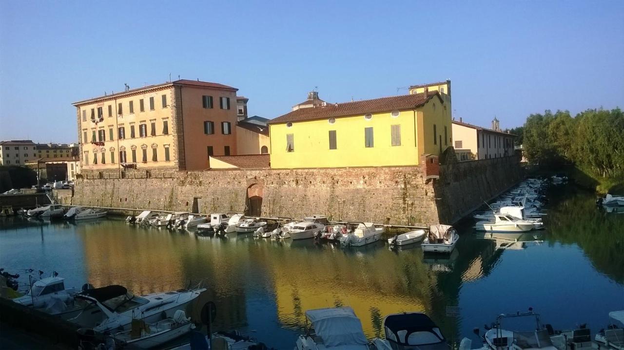 B&B Livorno - Dogana d'Acqua Rooms & Art - Bed and Breakfast Livorno