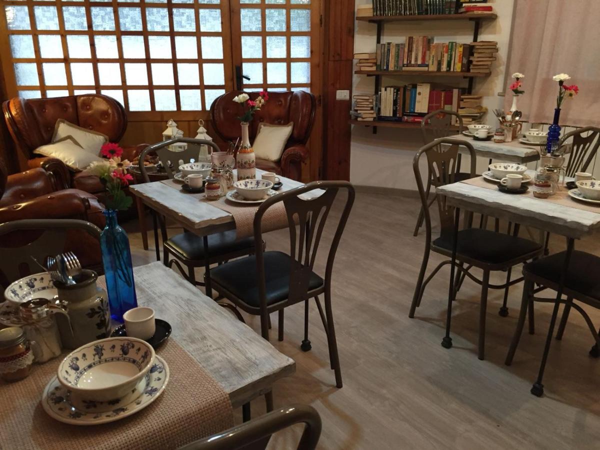 Standard Doppel-/Zweibettzimmer mit Balkon