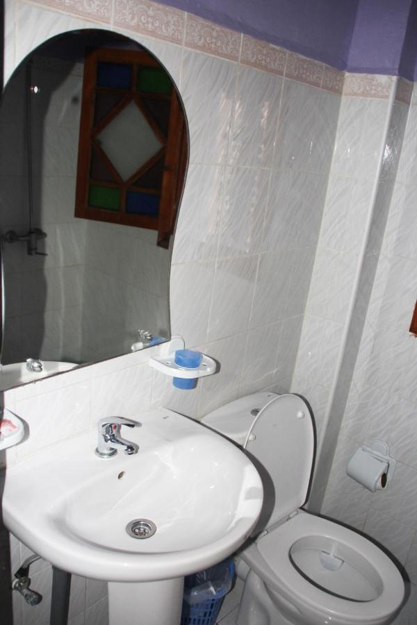 Single Room with Shared Bathroom