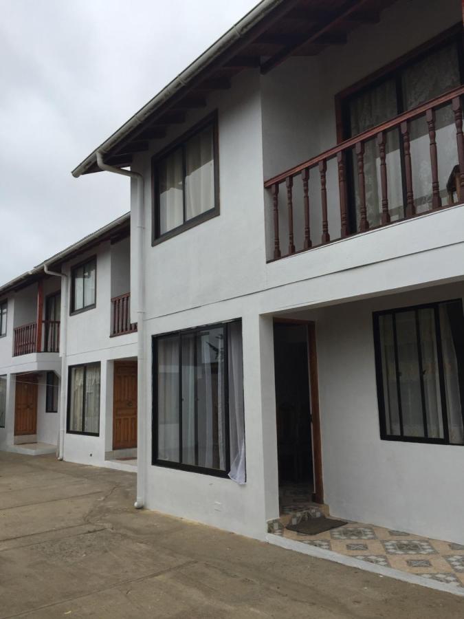 Bungalow (6 Adults)