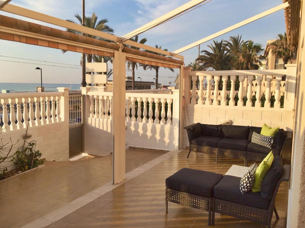 B&B El Campello - Beach Front Ground Floor Flat Playa San Juan - Bed and Breakfast El Campello