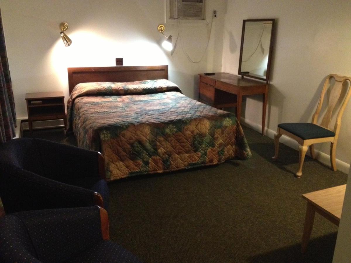 Zimmer mit Queensize-Bett