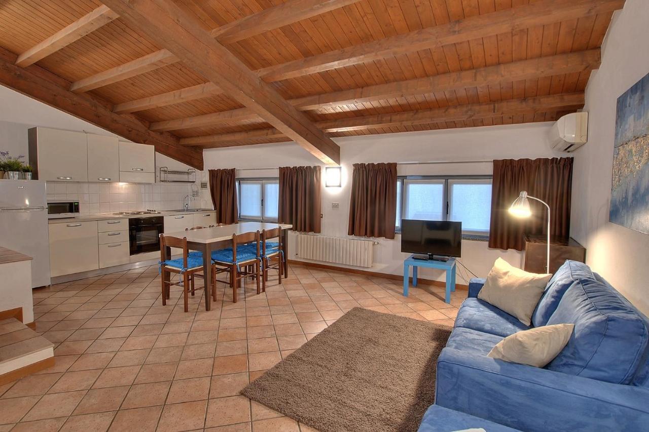 Appartamento con 2 Camere da Letto